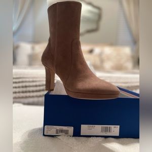 Stuart Weitzman “Rosalind” Boots 6.5